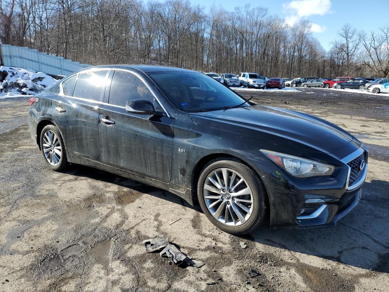 2018 INFINITI Q50 LUXE - Image 4