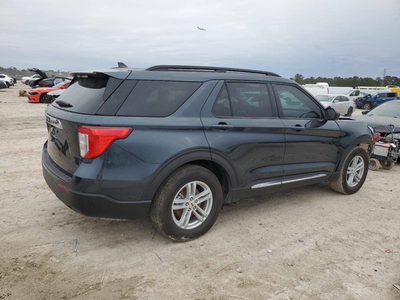 2023 FORD EXPLORER X - Фото 3