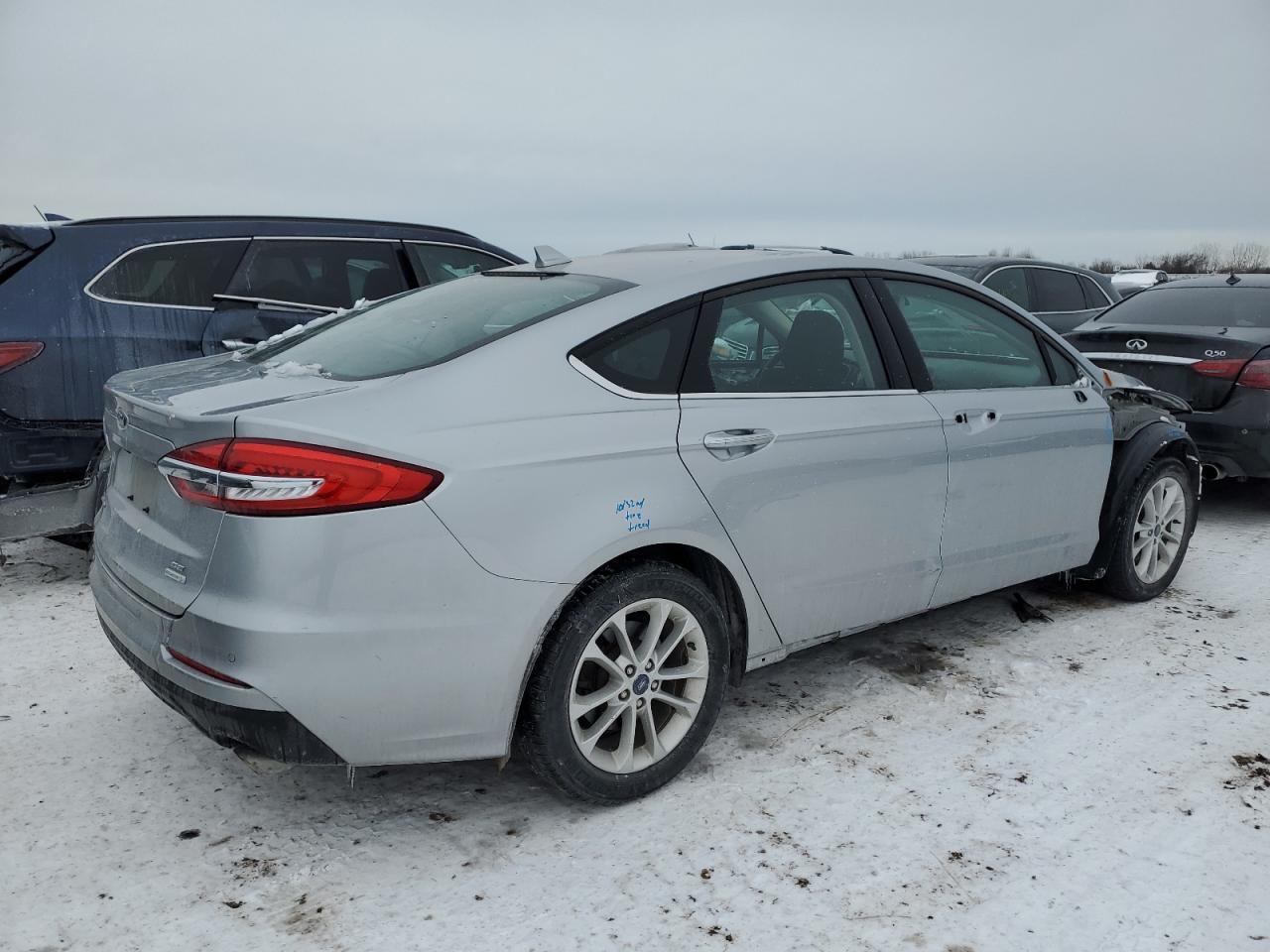 2020 FORD FUSION SE - Image 3