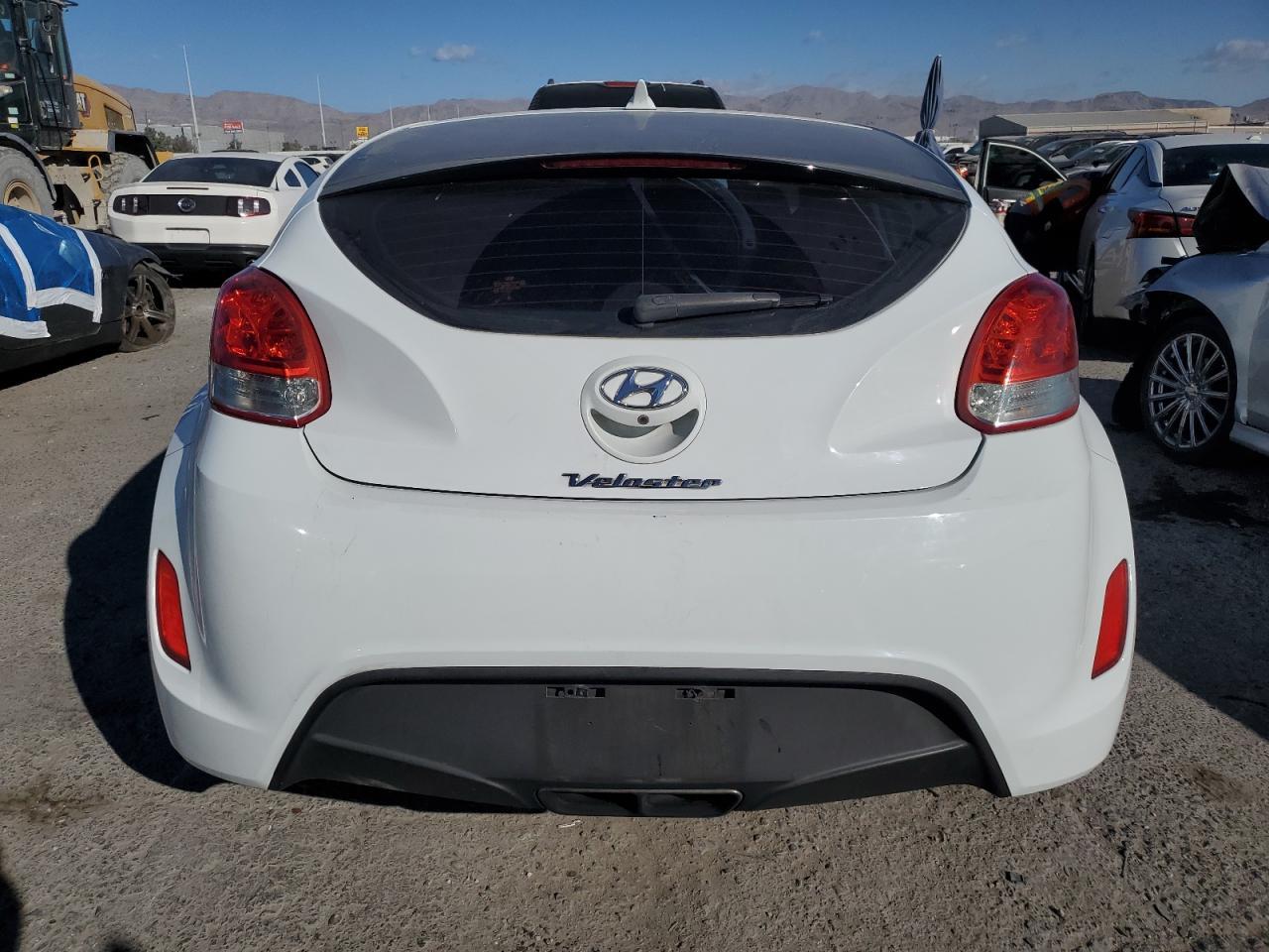 2014 HYUNDAI VELOSTER - Фото 6