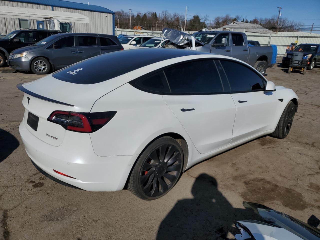 2021 TESLA MODEL 3 - Фото 3