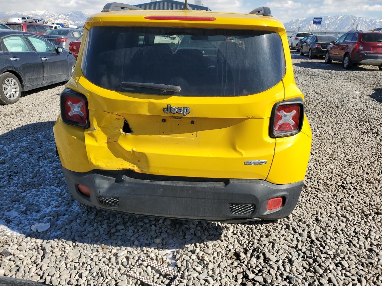 2016 JEEP RENEGADE L - Image 6