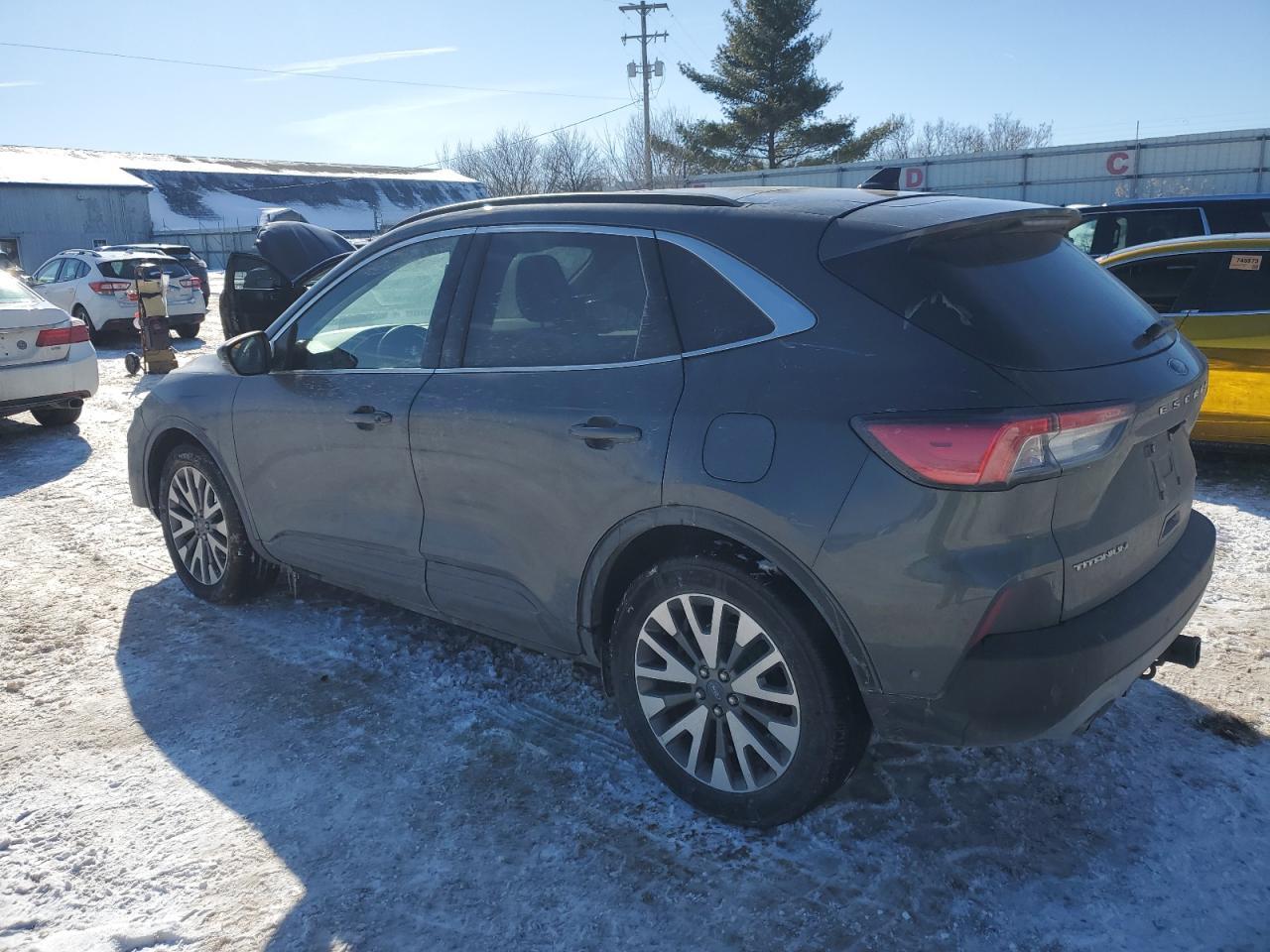 2020 FORD ESCAPE TIT - Фото 2
