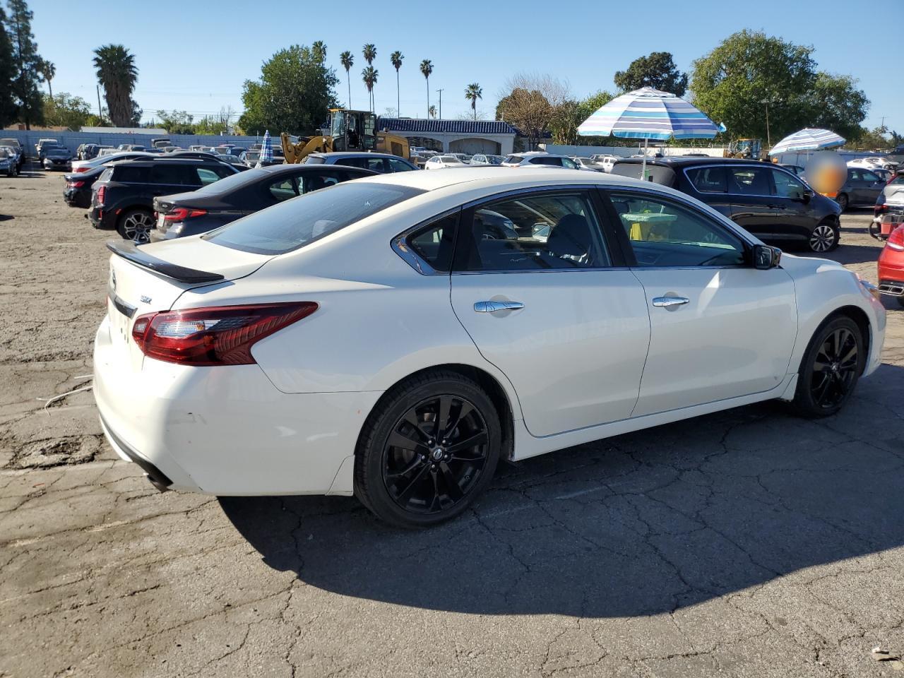 2017 NISSAN ALTIMA 2.5 - Фото 3