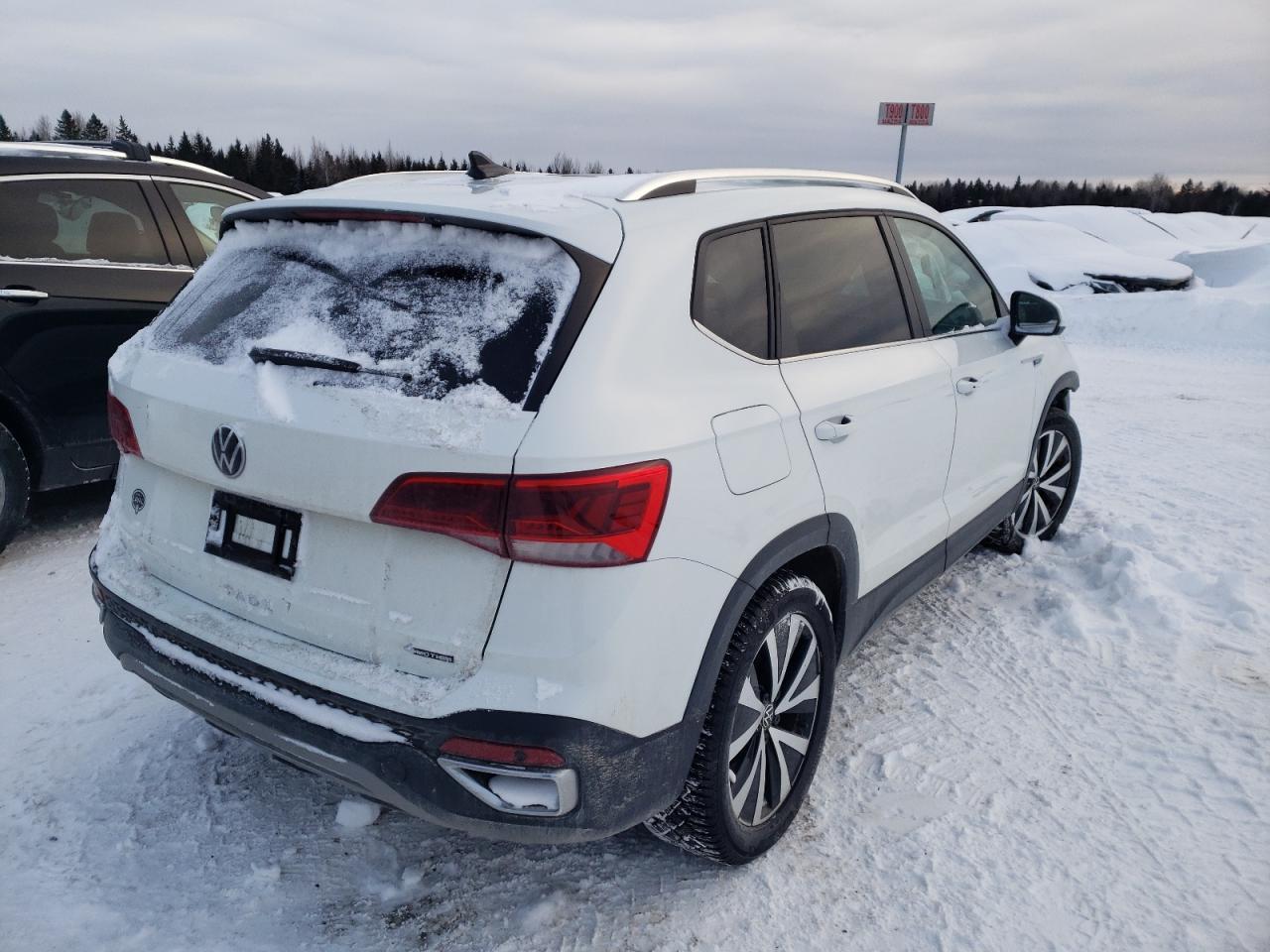 2022 VOLKSWAGEN TAOS HIGHL - Фото 3