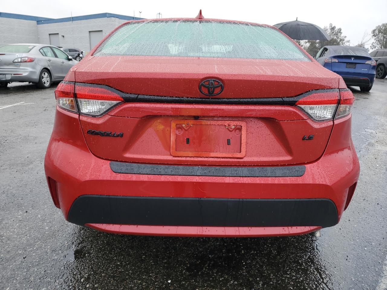 2021 TOYOTA COROLLA LE - Фото 6