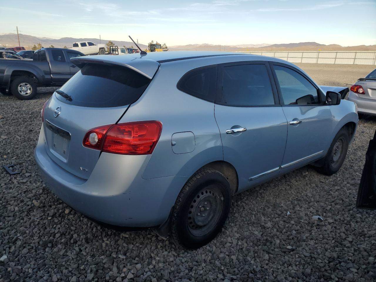 2013 NISSAN ROGUE S - Image 3