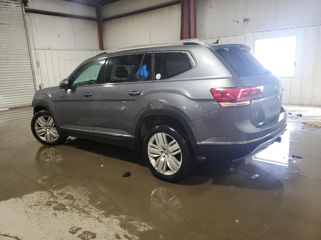 2018 VOLKSWAGEN ATLAS SEL - Image 2
