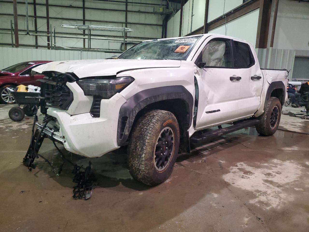2024 TOYOTA TACOMA DOU