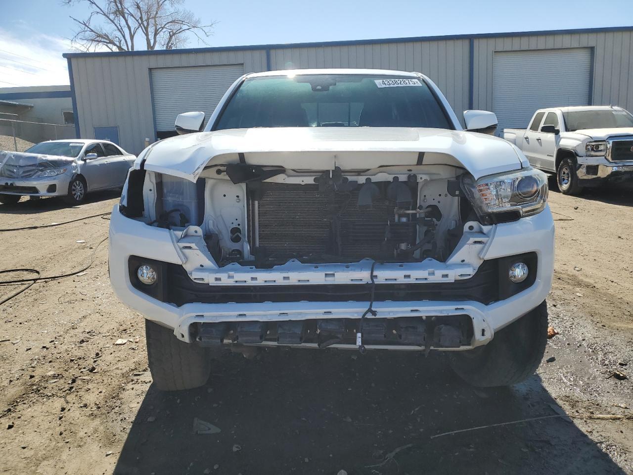 2018 TOYOTA TACOMA DOU - Фото 5