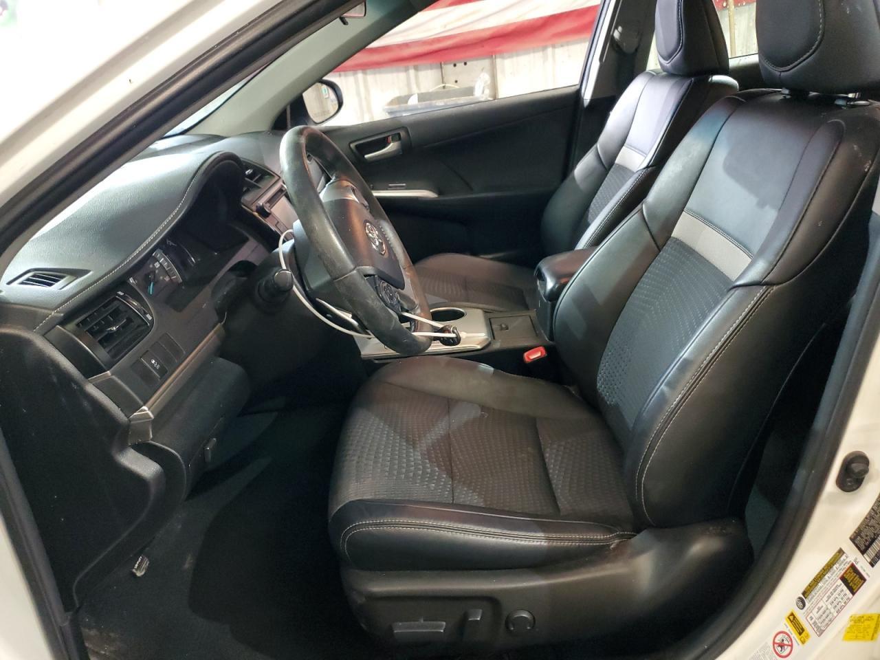 2014 TOYOTA CAMRY L - Image 7