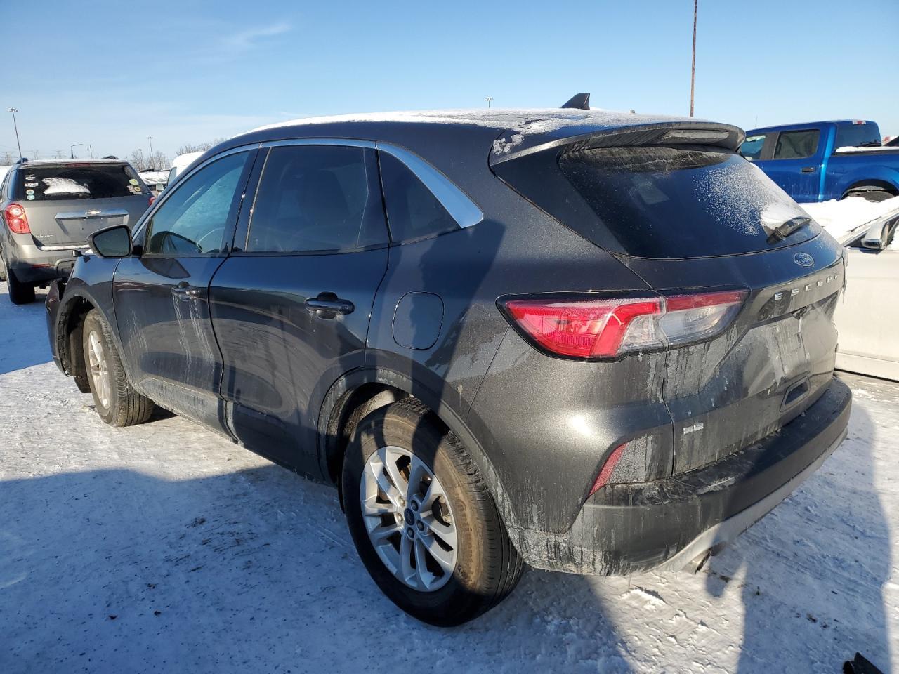 2020 FORD ESCAPE SE - Фото 2