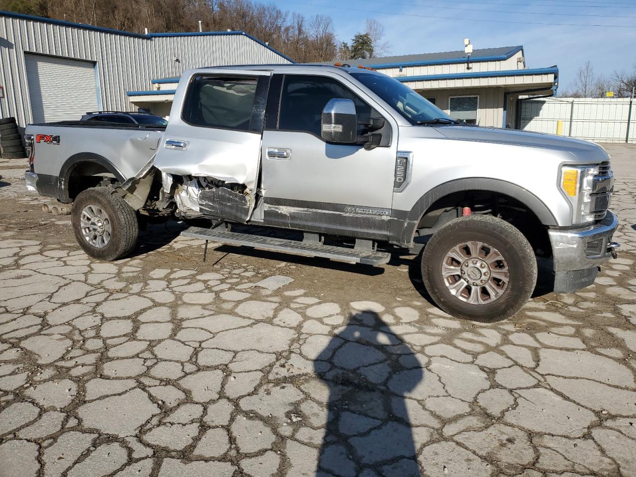 2017 FORD F250 SUPER - Image 4