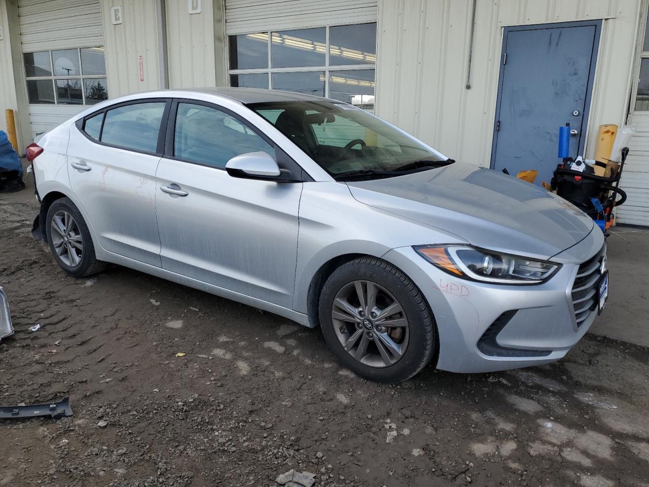 2017 HYUNDAI ELANTRA SE - Фото 4
