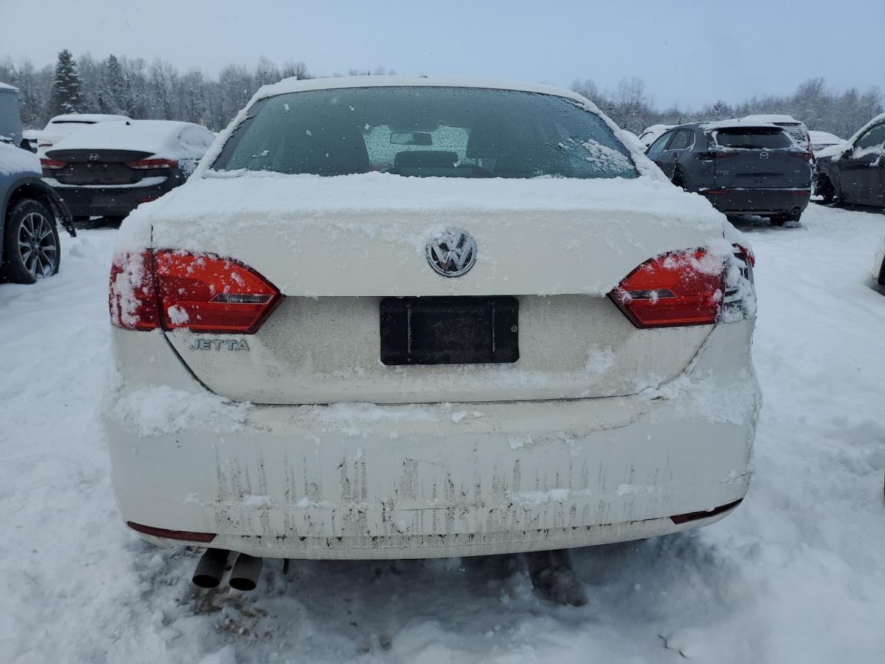 2013 VOLKSWAGEN JETTA BASE - Image 6