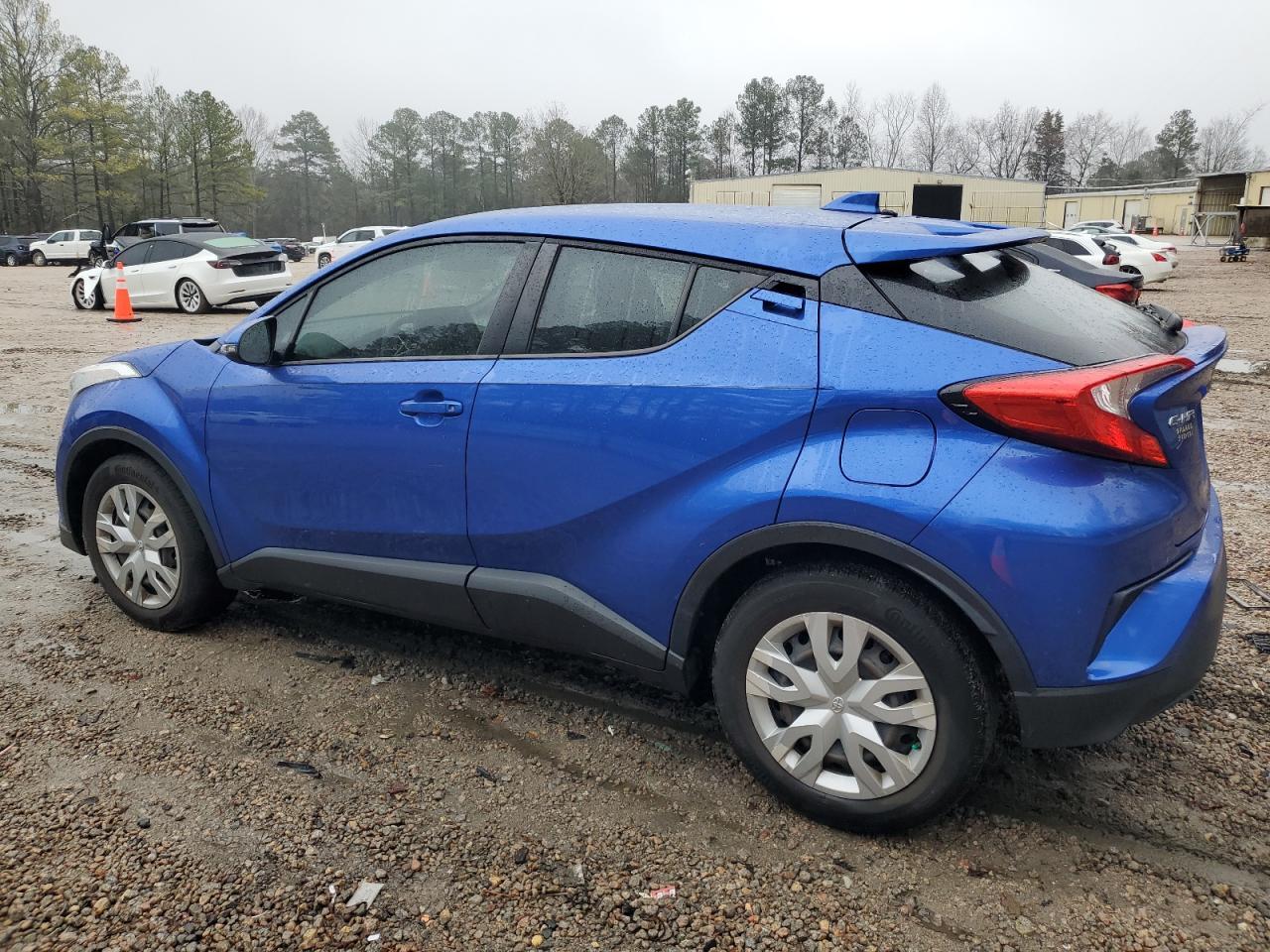 2019 TOYOTA C-HR XLE - Фото 2