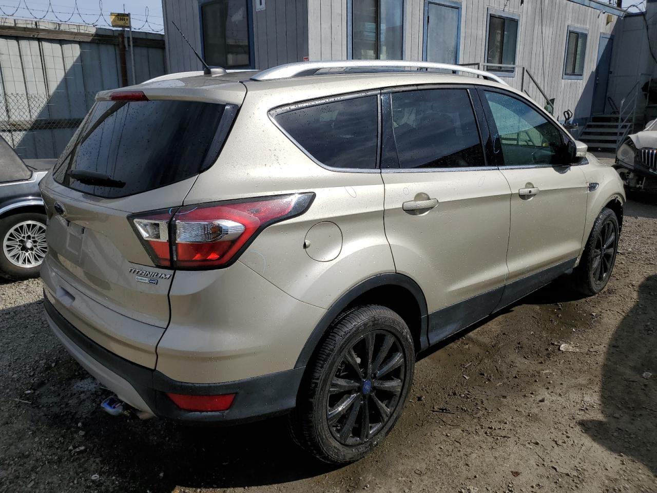 2017 FORD ESCAPE TIT - Image 3