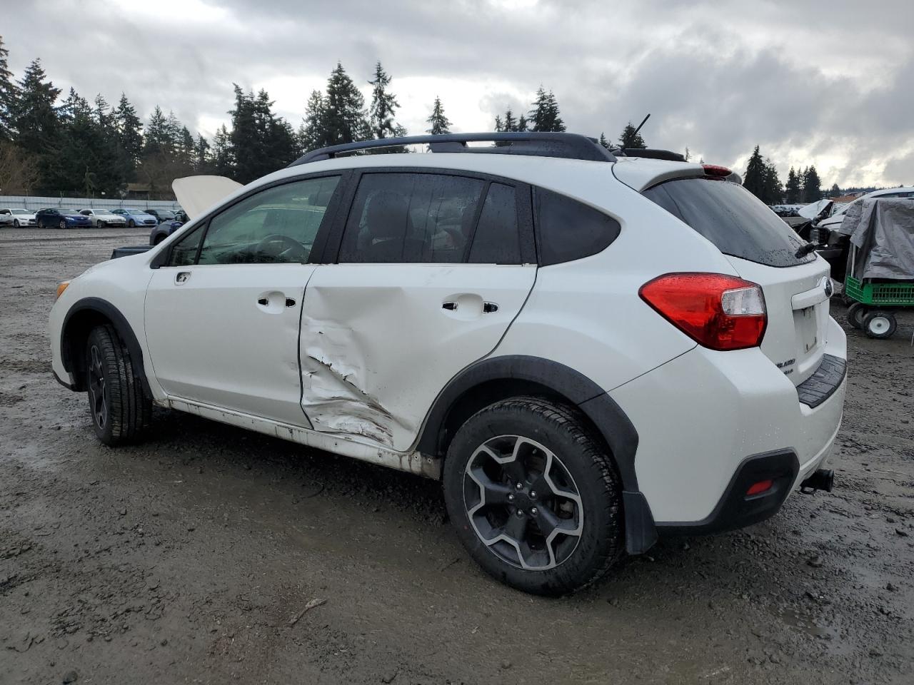 2014 SUBARU XV CROSSTR - Image 2