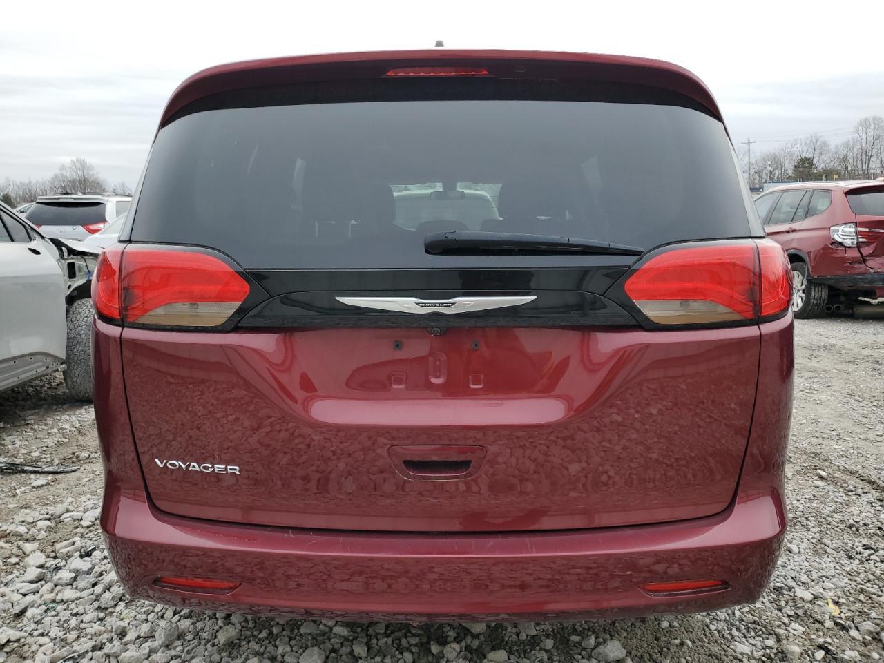 2022 CHRYSLER VOYAGER LX - Фото 6