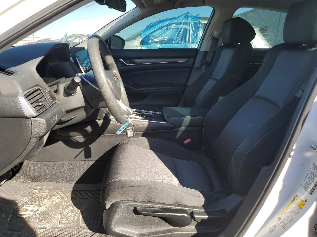 2018 HONDA ACCORD LX - Image 7