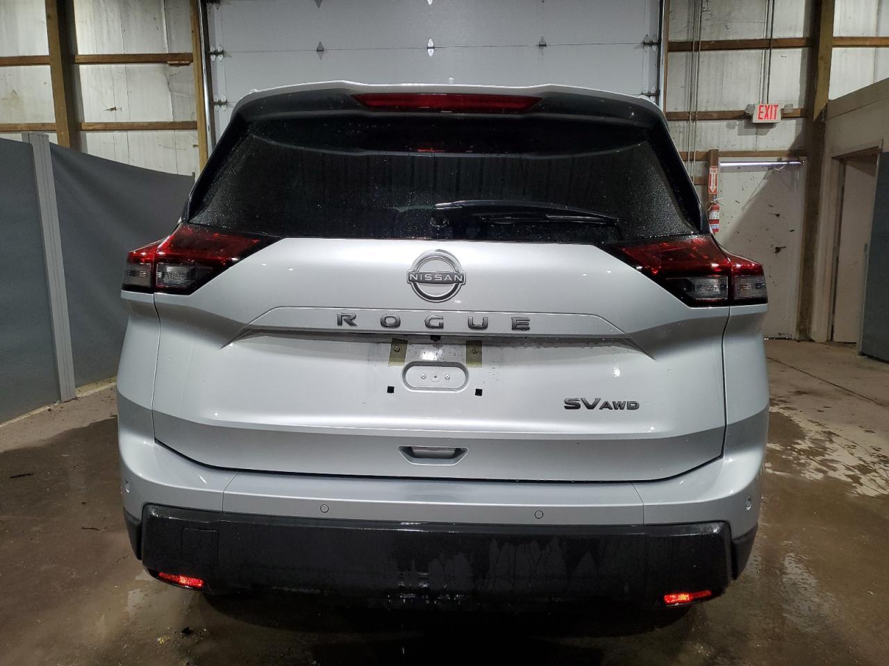 2024 NISSAN ROGUE SV - Image 6