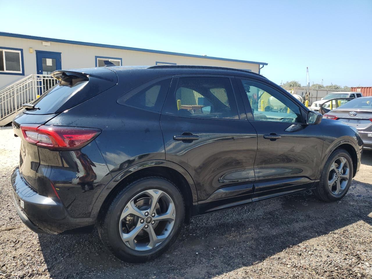2023 FORD ESCAPE ST - Image 3