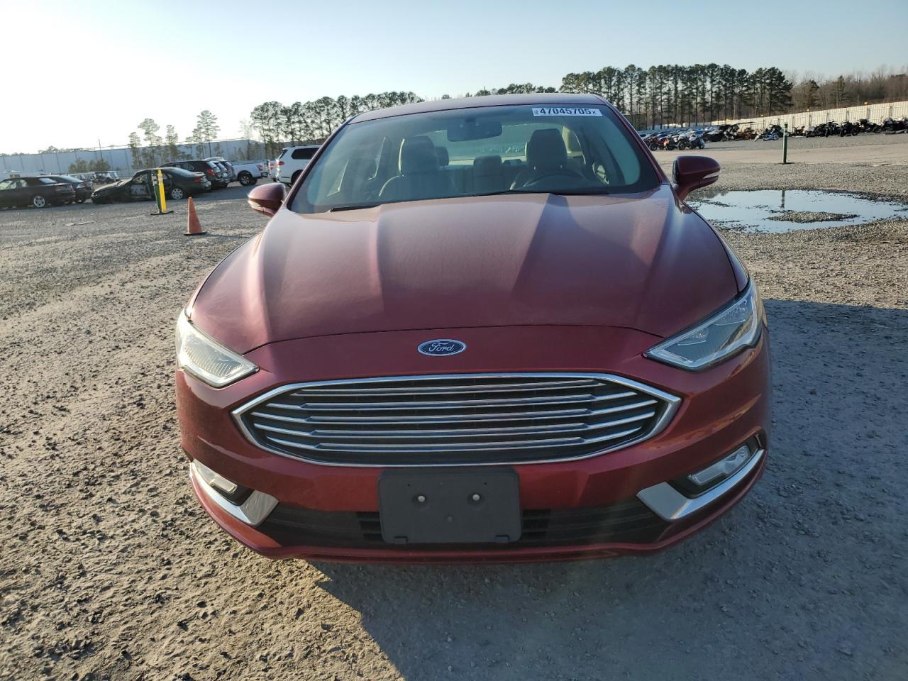 2017 FORD FUSION SE - Image 5