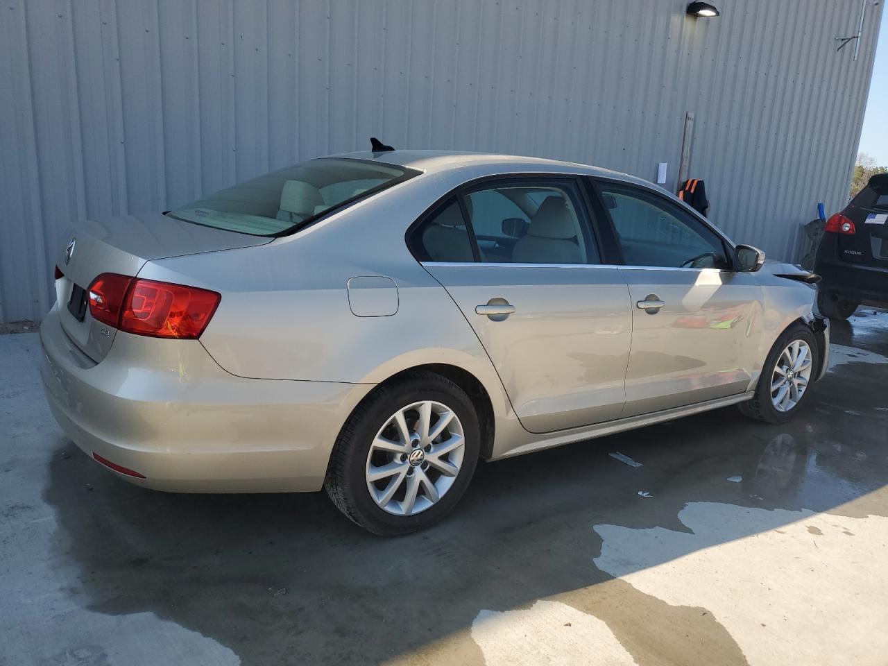 2014 VOLKSWAGEN JETTA SE - Image 3