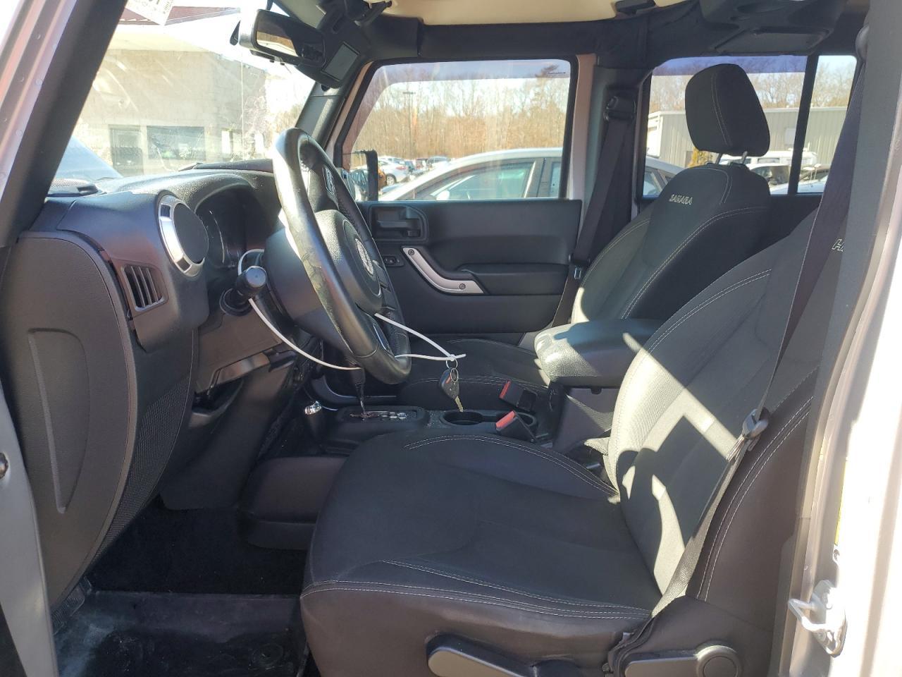 2017 JEEP WRANGLER U - Фото 7