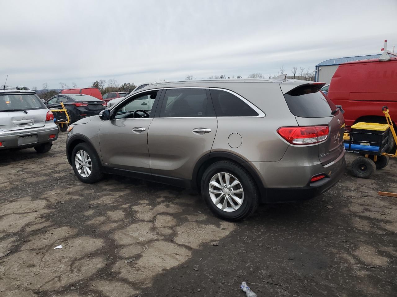 2016 KIA SORENTO LX - Image 2