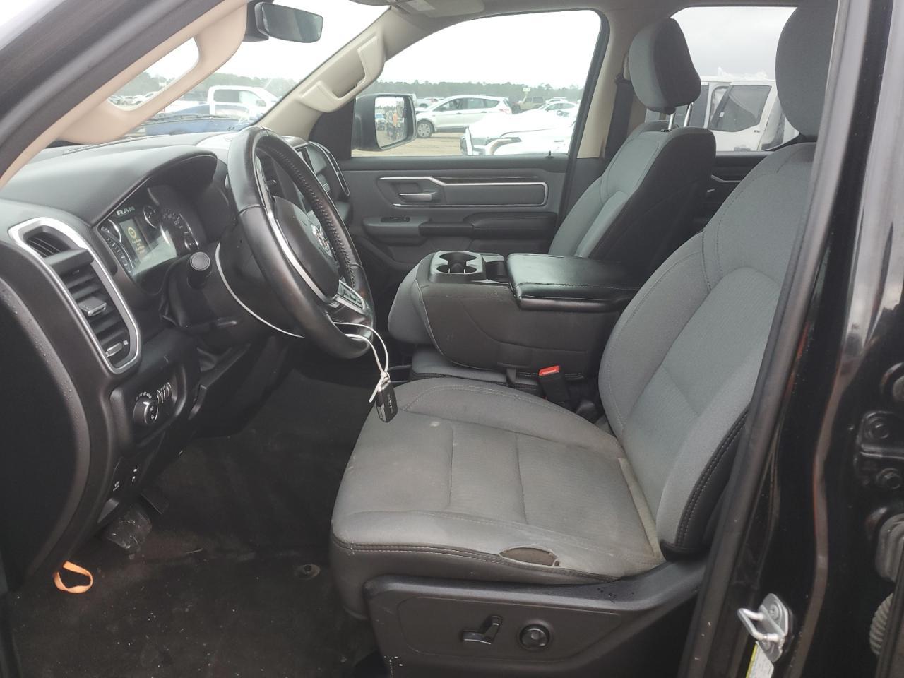 2019 RAM 1500 BIG H - Фото 7