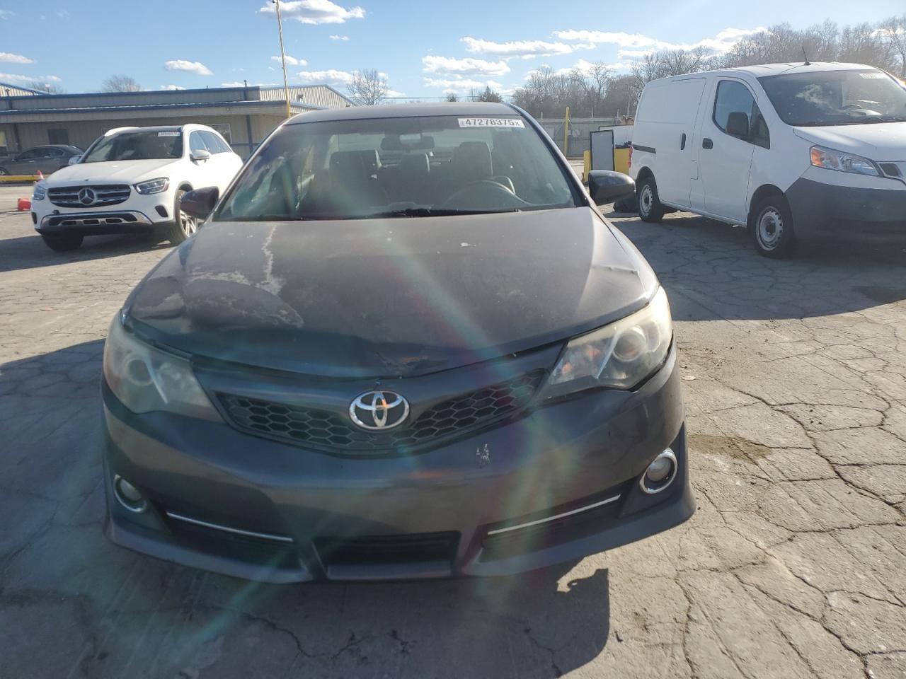 2014 TOYOTA CAMRY L - Image 5