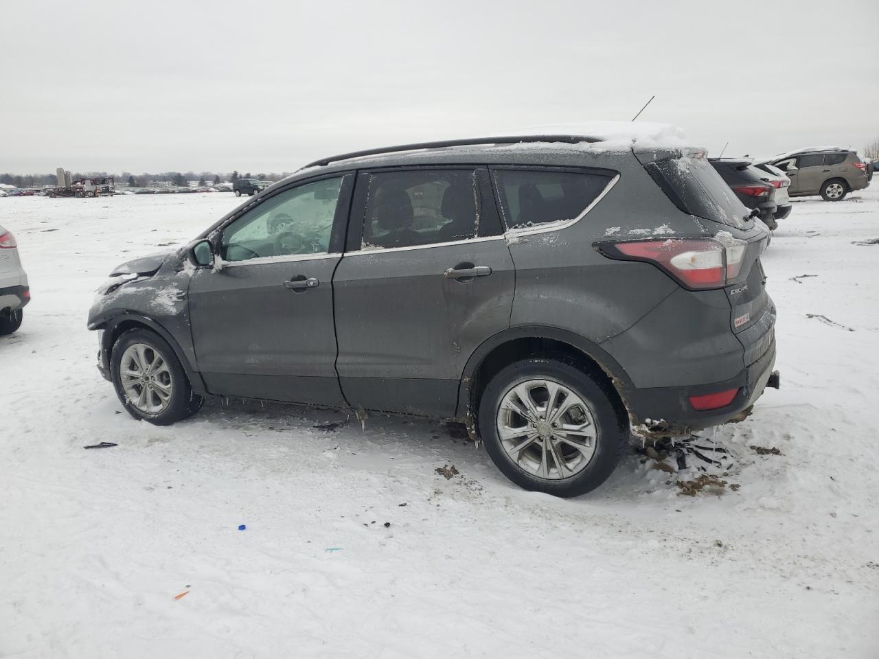 2017 FORD ESCAPE SE - Фото 2