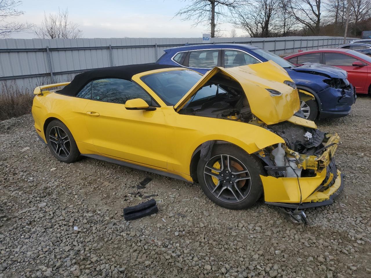 2018 FORD MUSTANG - Фото 4