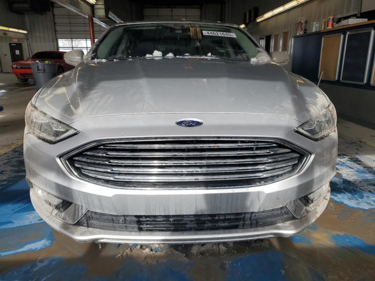 2017 FORD FUSION SE - Фото 5