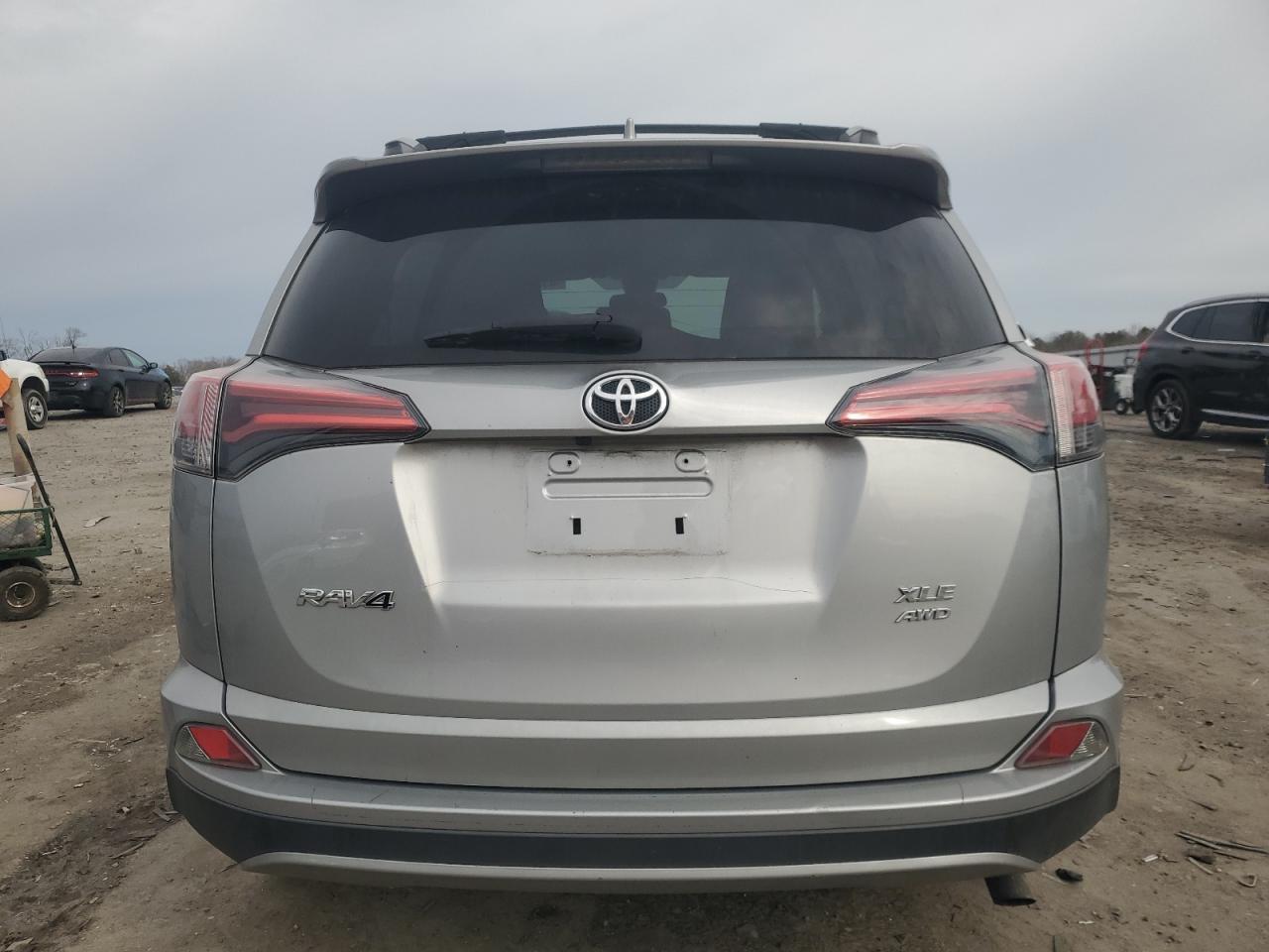 2018 TOYOTA RAV4 ADVEN - Фото 6