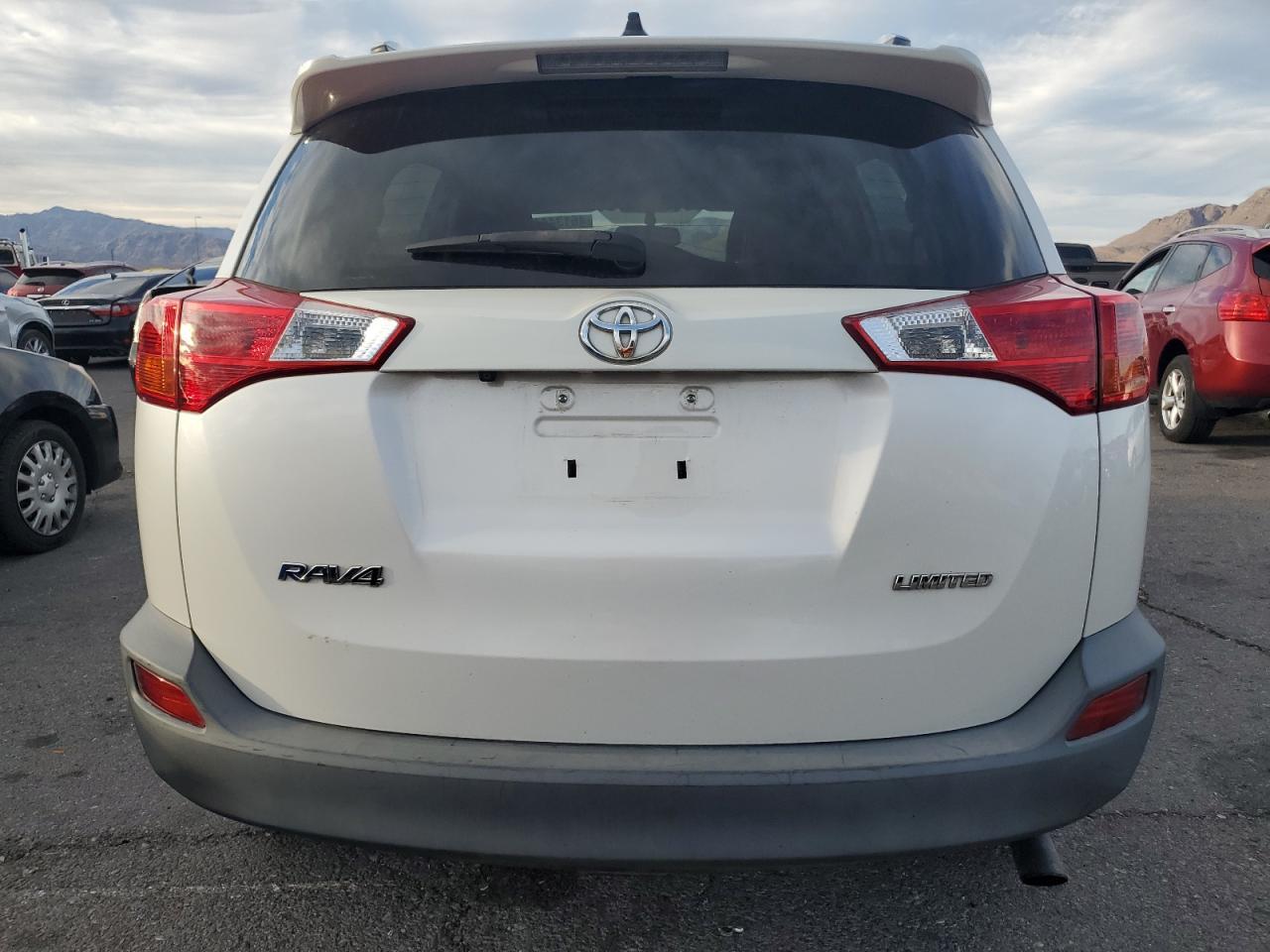 2015 TOYOTA RAV4 LIMIT - Фото 6