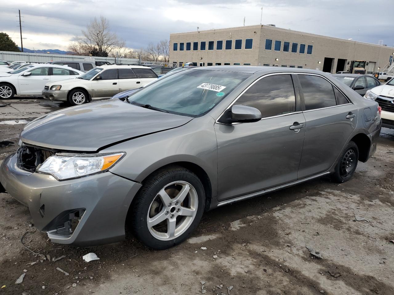 2013 TOYOTA CAMRY L