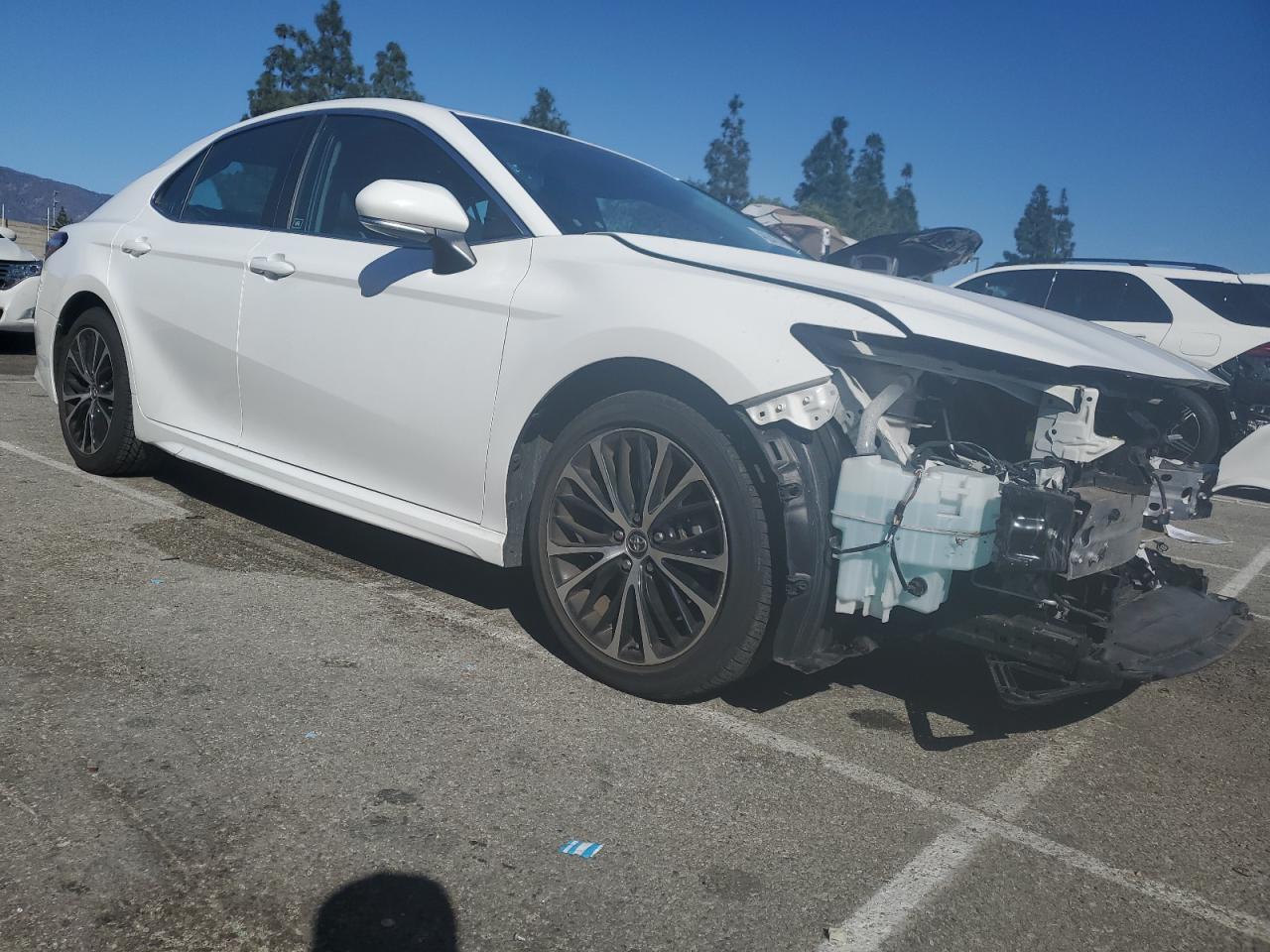 2018 TOYOTA CAMRY L - Image 4