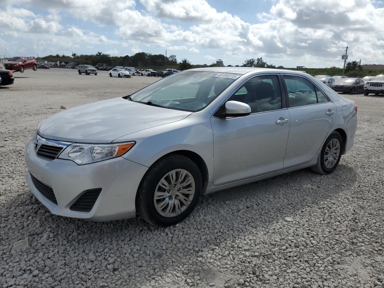 2014 TOYOTA CAMRY L
