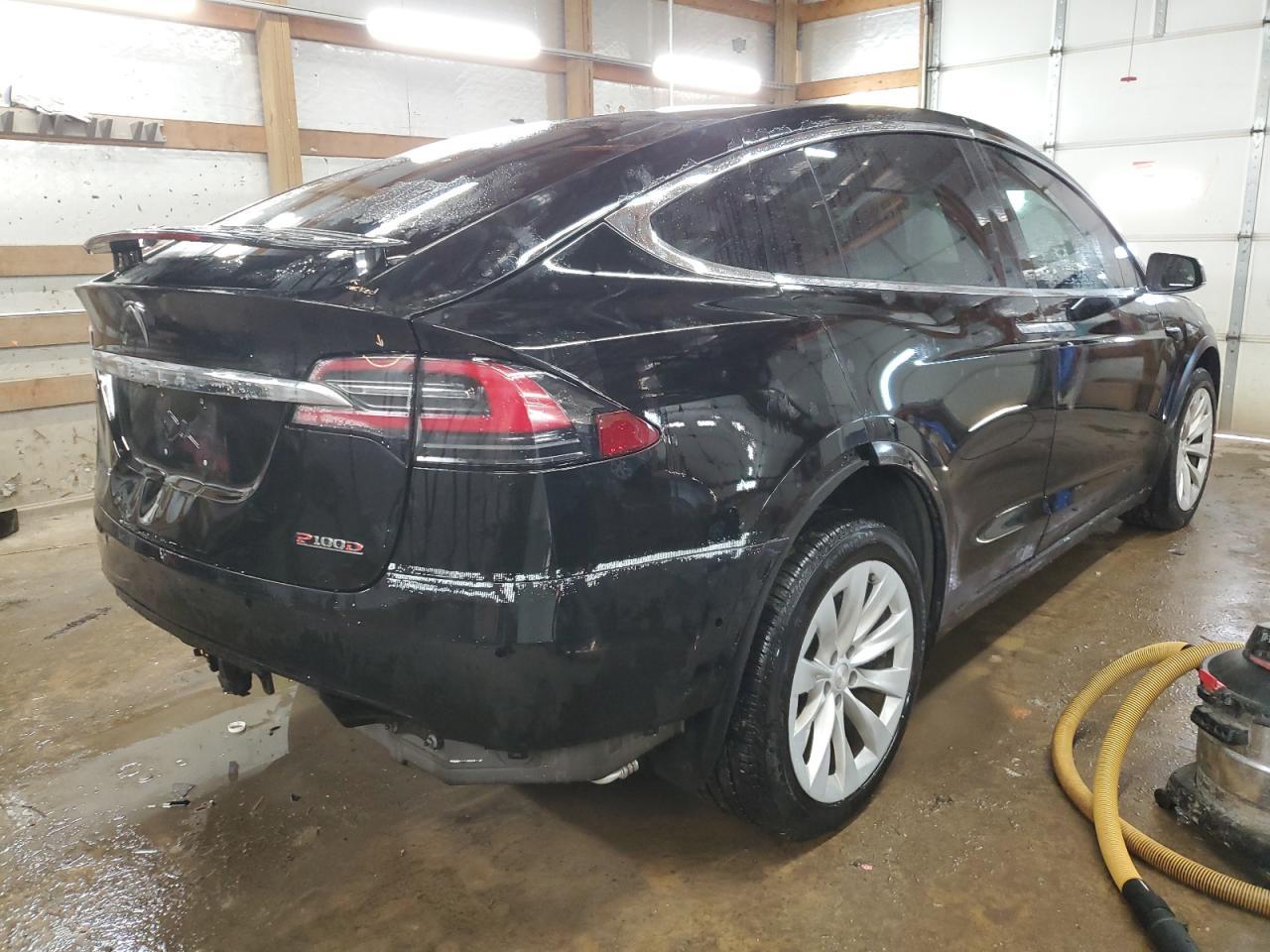 2018 TESLA MODEL X - Фото 3