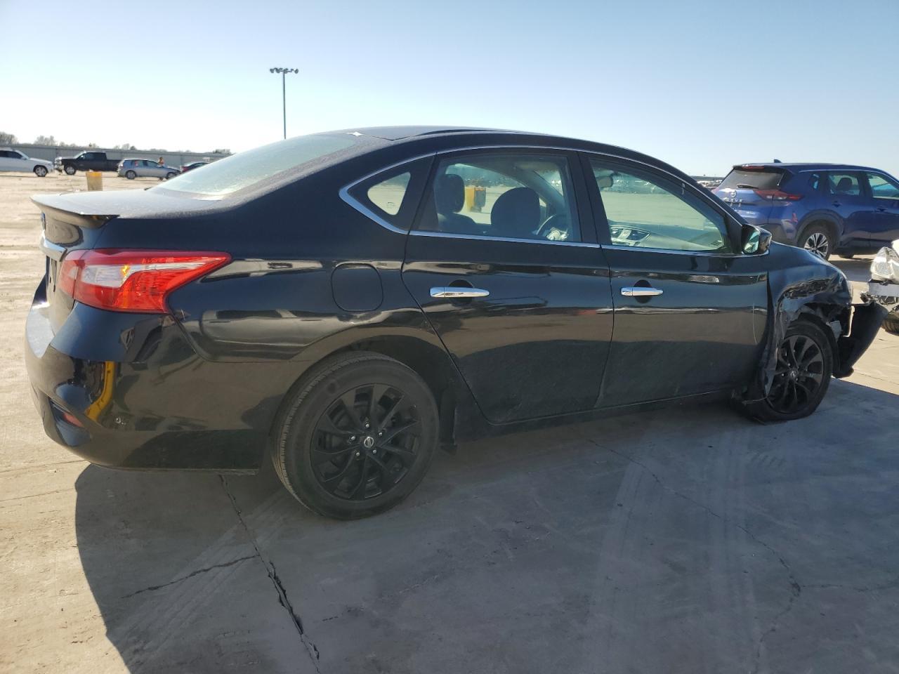 2018 NISSAN SENTRA S - Фото 3
