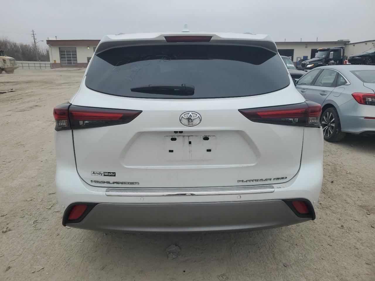 2024 TOYOTA HIGHLANDER - Фото 6