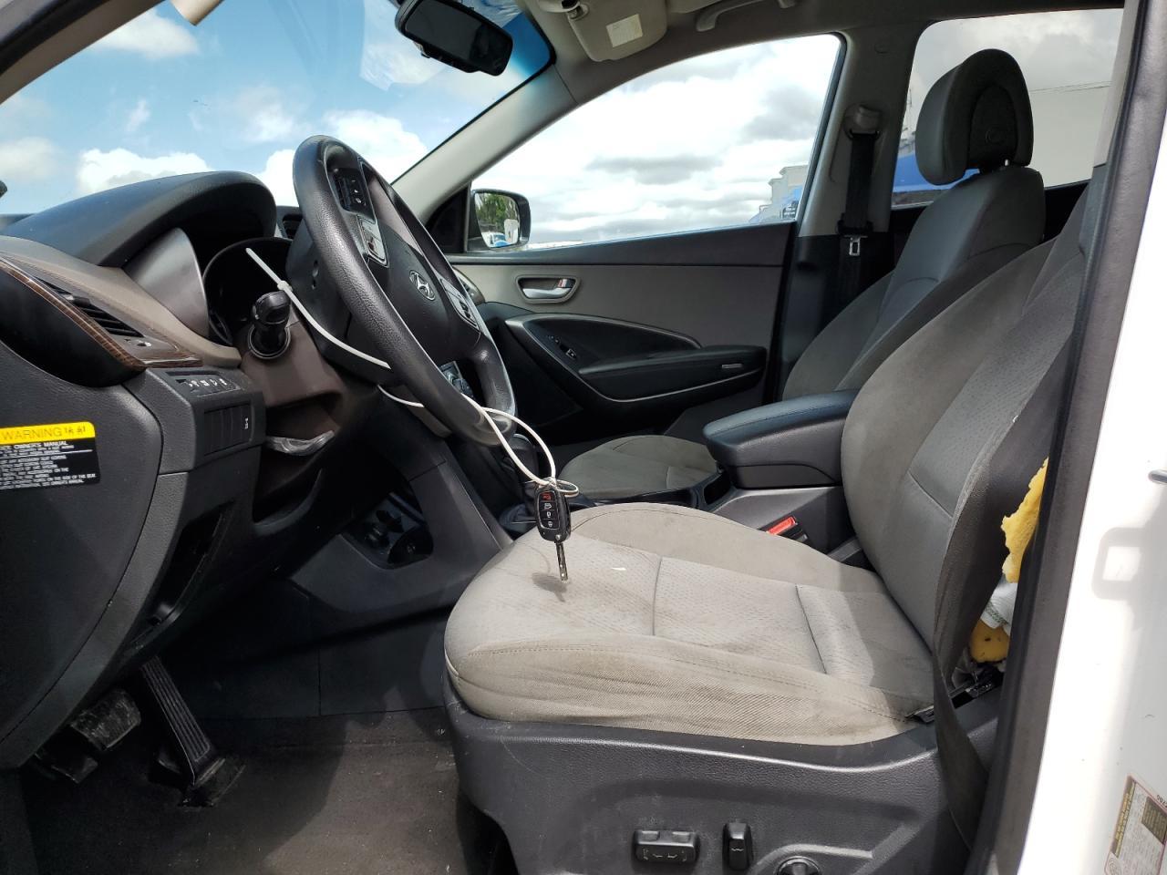 2017 HYUNDAI SANTA FE S - Image 7