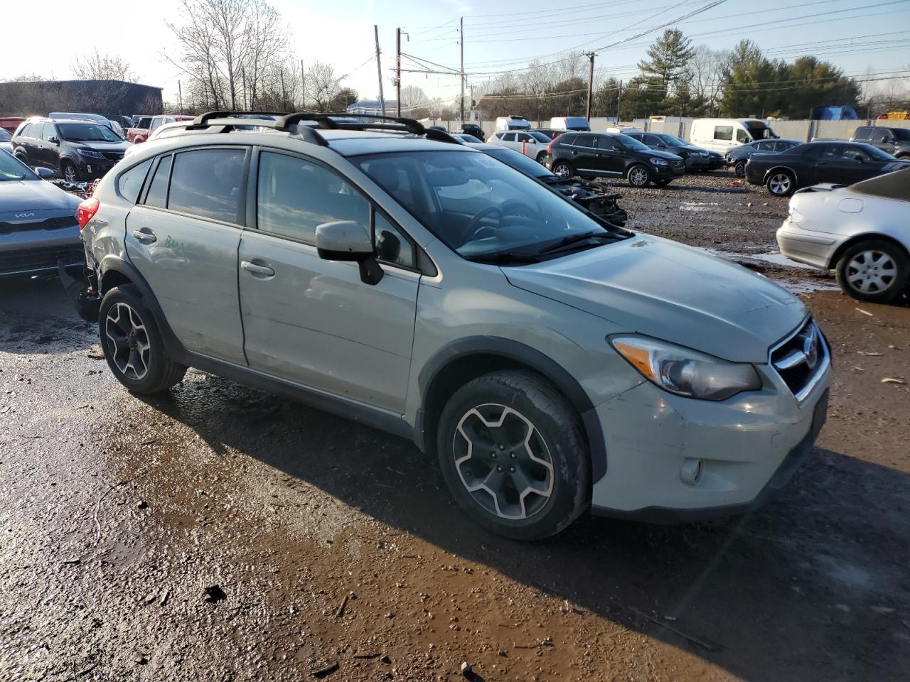 2013 SUBARU XV CROSSTR - Image 4