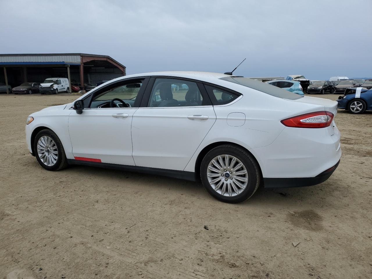 2014 FORD FUSION S H - Image 2