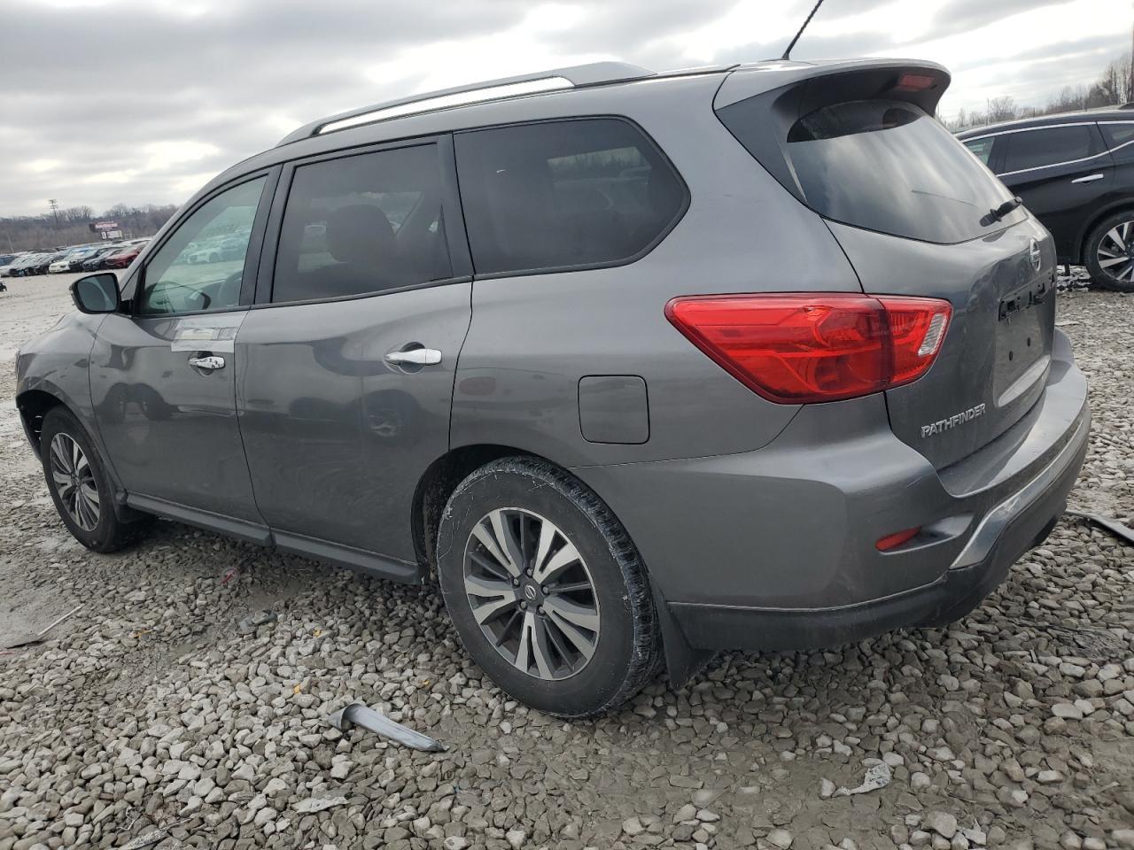 2017 NISSAN PATHFINDER - Image 2