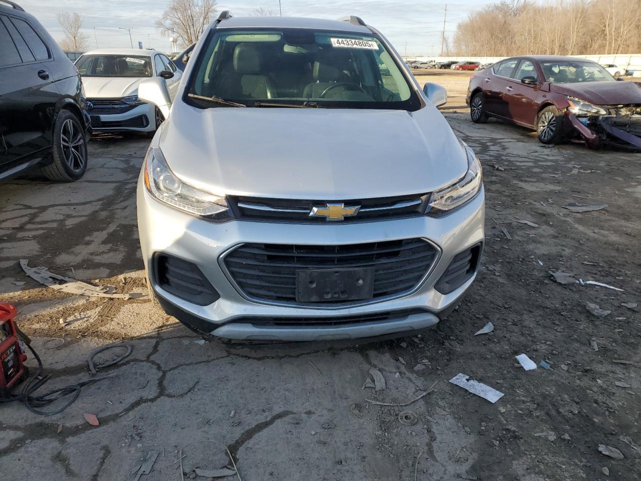 2018 CHEVROLET TRAX 1LT - Image 5
