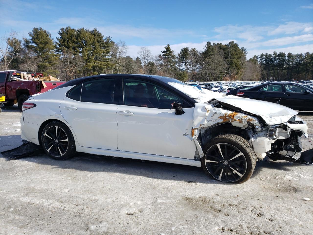 2019 TOYOTA CAMRY XSE - Image 4