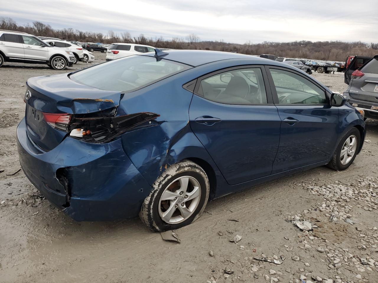 2014 HYUNDAI ELANTRA SE - Фото 3